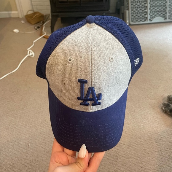 LA Dodgers hat - Picture 2 of 6